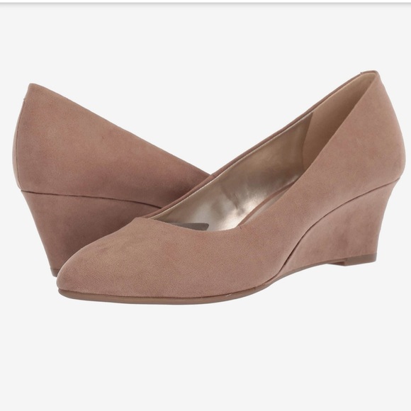X-Appeal:/Classy Chic Ladies Taupe Faux Suede Almond Toe, Low Wedge Heels, US6.5 - Picture 12 of 17